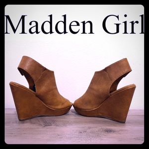 Madden Girl leather wedges Flash Sale 6 look 💥💥